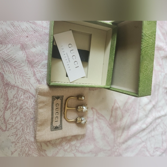 Rare highly sought after Gucci spine studed Ring - Picture 2 of 7